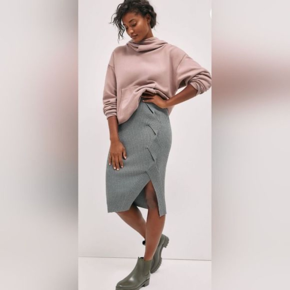 Anthropologie Gray Textured Midi Skirt